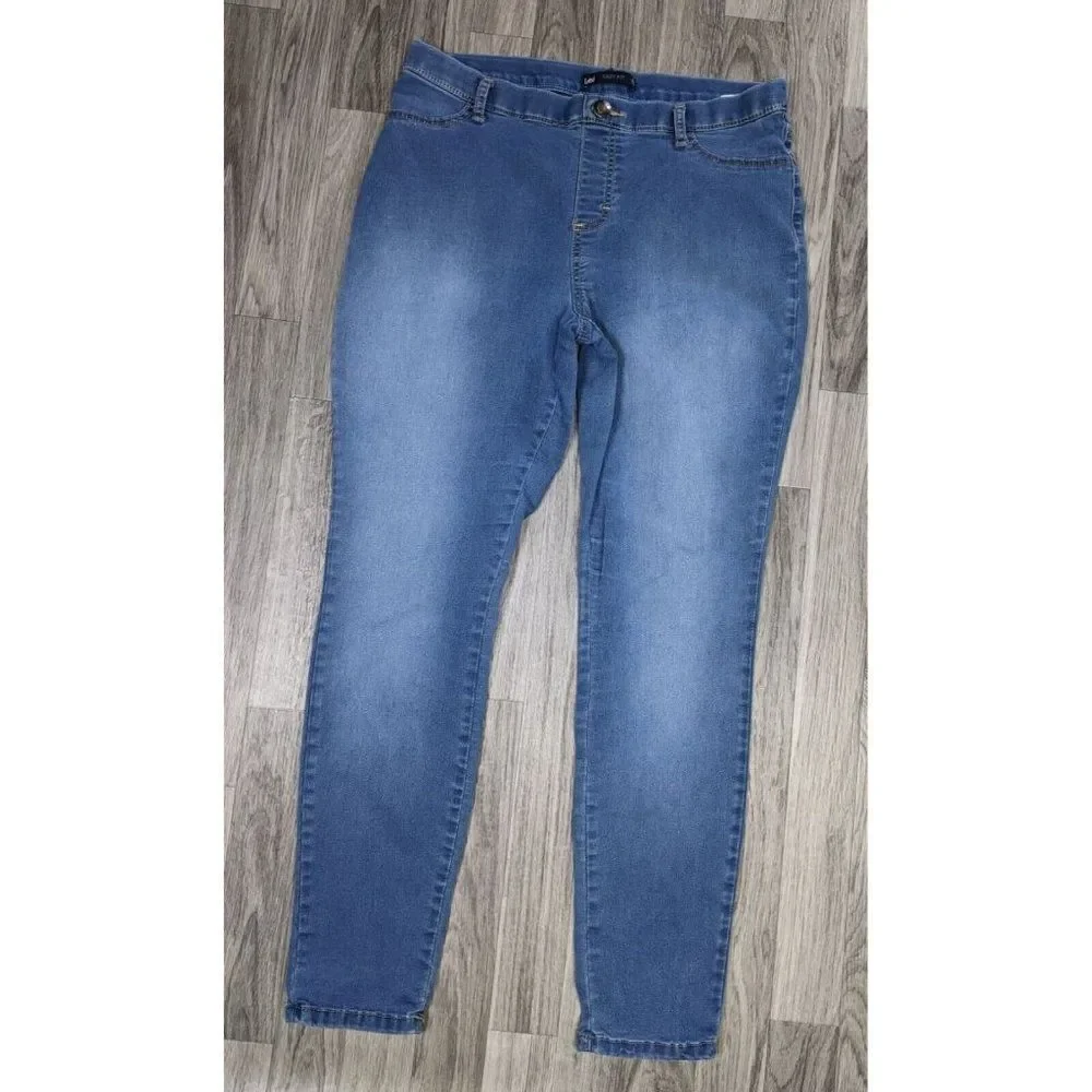 Lee Womens Size Medium Easy Fit‎ Stretch Skinny Denim Blue Jeans